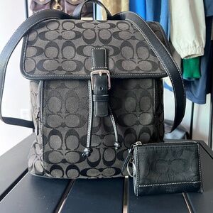 Coach Women's Signature Drawstring Backpack #06080 & Mini Skinny